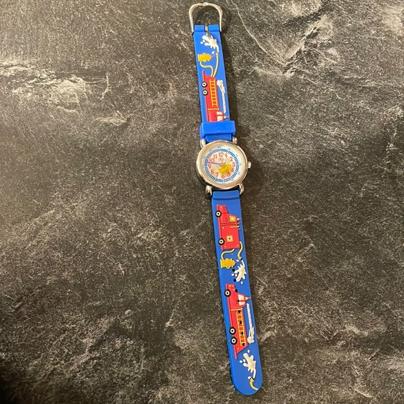 🔥 5/$25 - Firetruck themed watch - Picture 3 of 5